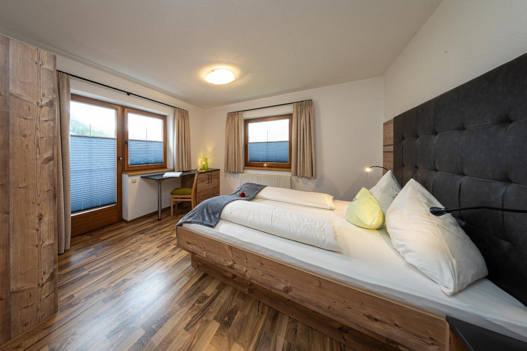 Appartements Am Burgsee Ladis Exterior foto