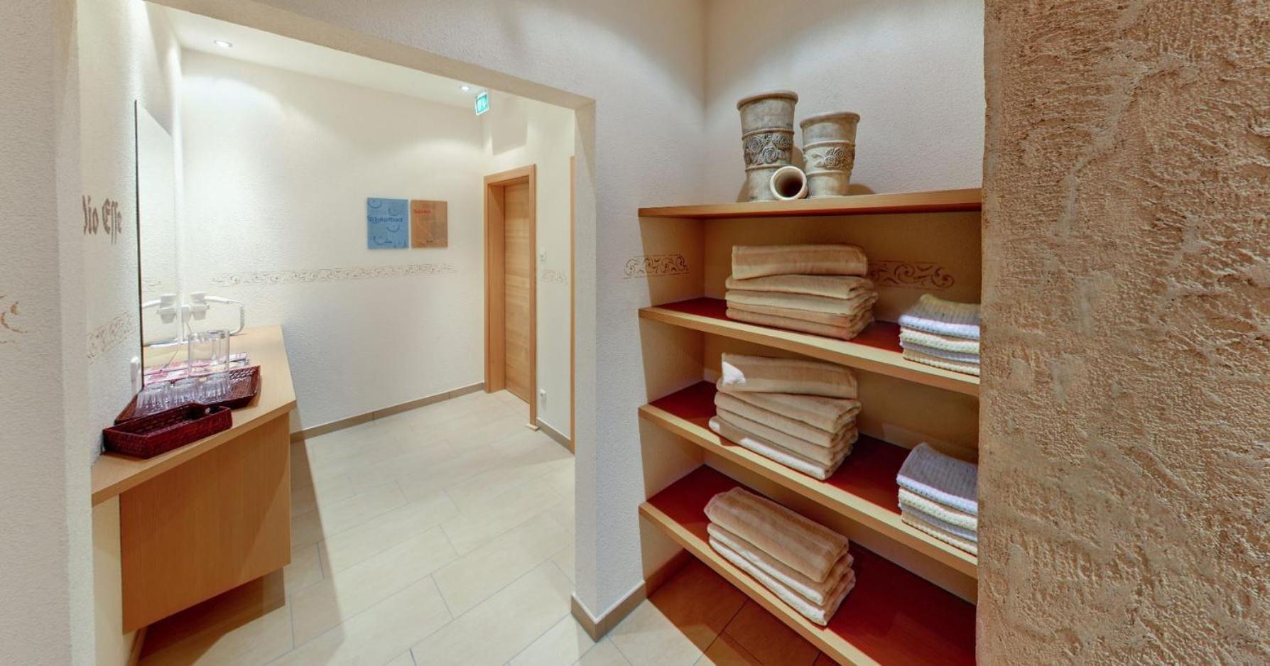 Appartements Am Burgsee Ladis Exterior foto